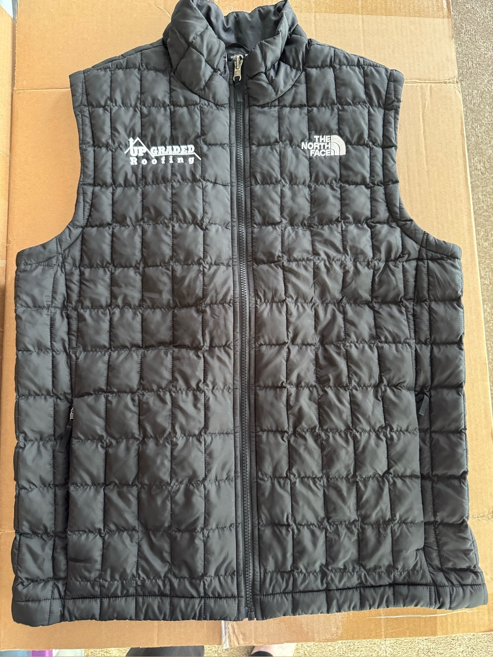 The North Face Men’s M ThermoBall Eco Vest Full Zip Puffer Black Logo - Picture 1 of 15